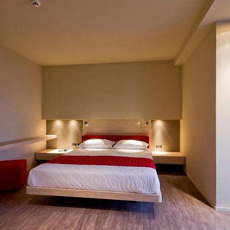 Hotel Italia Белариа-Игеа Марина Екстериор снимка